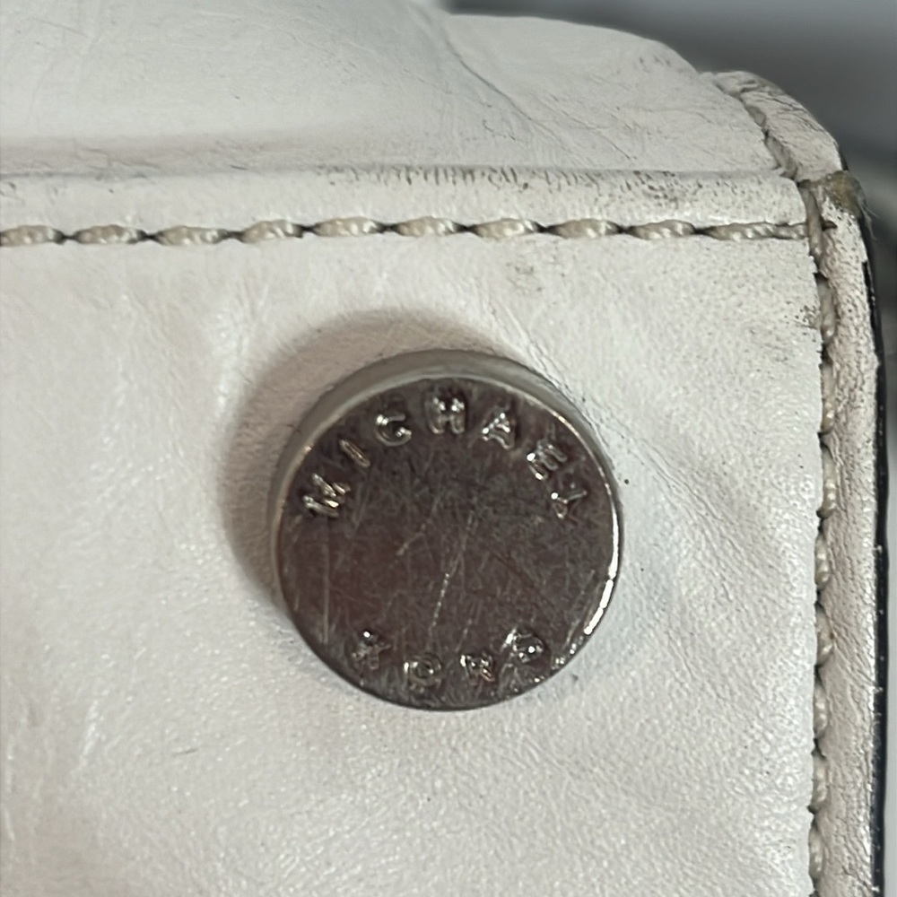 Michael Kors Optic White Devon Bag - Picture 11 of 16